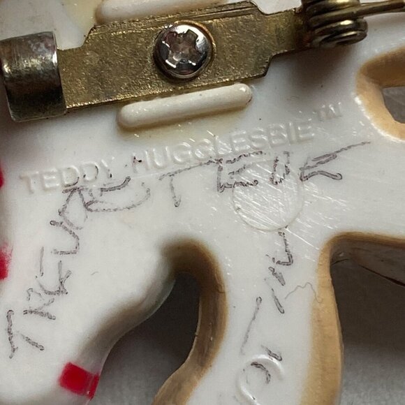 Vintage Teddy Bear Christmas Brooch Pins Lot of 2 Ice Skating Gibson Greetings - Picture 9 of 9